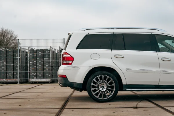 Foto 4 van fotogallerij Mercedes-Benz GL 500 uit 2008