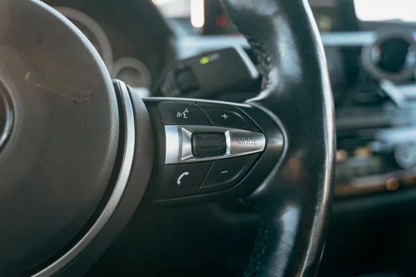 Foto 22 van fotogallerij BMW 330e uit 2018