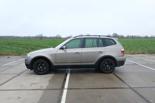 Foto 3 van fotogallerij BMW X3 xDrive25i uit 2009
