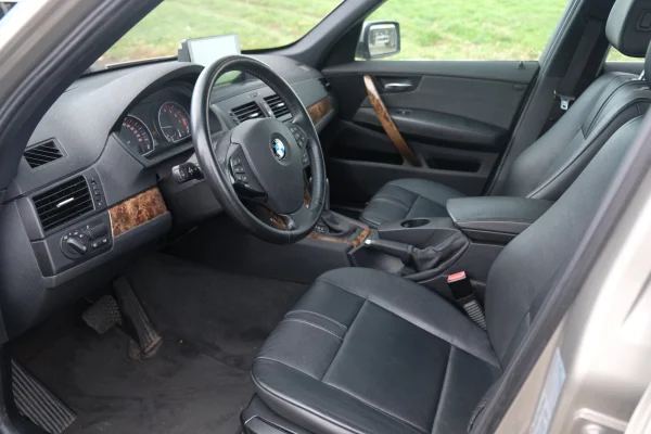 Foto 15 van fotogallerij BMW X3 xDrive25i uit 2009