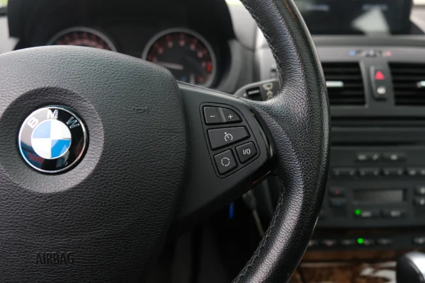 Foto 19 van fotogallerij BMW X3 xDrive25i uit 2009