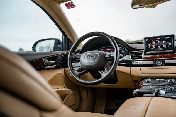 Foto 10 van fotogallerij Audi A8L uit 2011