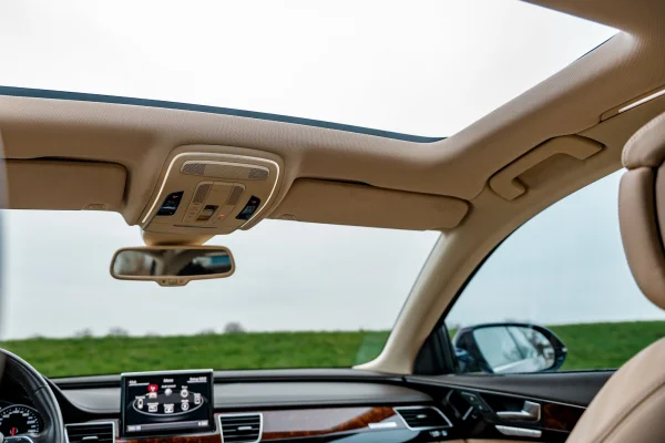 Foto 18 van fotogallerij Audi A8L uit 2011