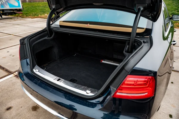 Foto 7 van fotogallerij Audi A8L uit 2011