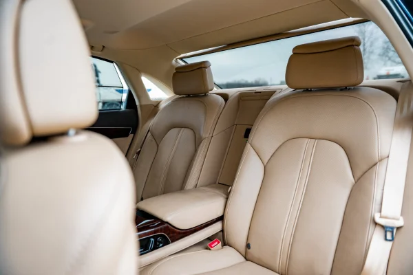 Foto 16 van fotogallerij Audi A8L uit 2011