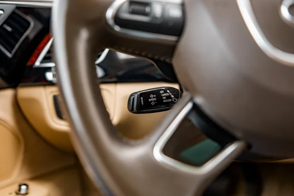 Foto 22 van fotogallerij Audi A8L uit 2011