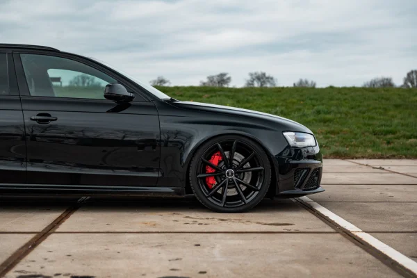 Foto 9 van fotogallerij Audi RS4 Avant uit 2013