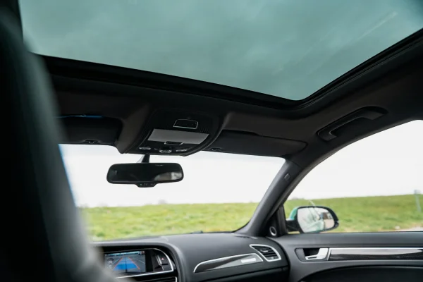 Foto 17 van fotogallerij Audi RS4 Avant uit 2013