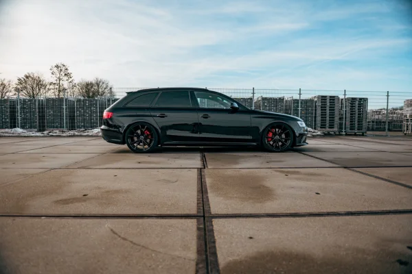 Foto 11 van fotogallerij Audi RS4 Avant uit 2013