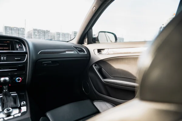 Foto 31 van fotogallerij Audi RS4 Avant uit 2013