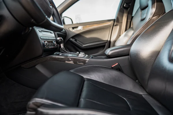 Foto 36 van fotogallerij Audi RS4 Avant uit 2013