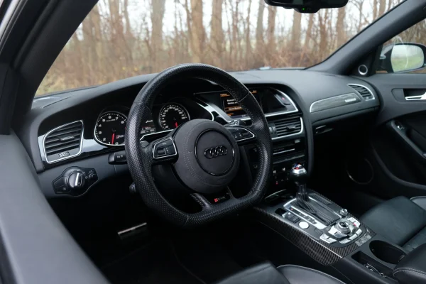 Foto 5 van fotogallerij Audi RS4 Avant uit 2013