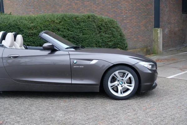 Foto 6 van fotogallerij BMW Z4 Roadster uit 2009