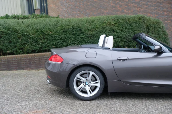 Foto 7 van fotogallerij BMW Z4 Roadster uit 2009