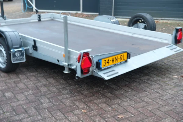 Foto 3 van fotogallerij Humbaur HKT 183117 S uit 2016