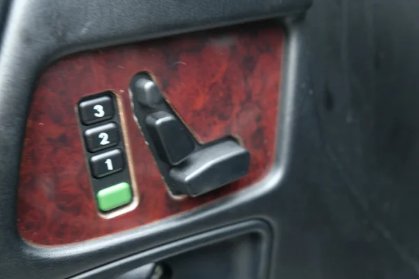 Foto 21 van fotogallerij Mercedes-Benz G55 AMG uit 2005