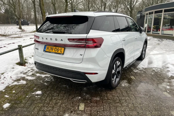 Foto 2 van fotogallerij Skoda Kodiaq 1.5TSi iV (PHEV) Sportline uit 2025