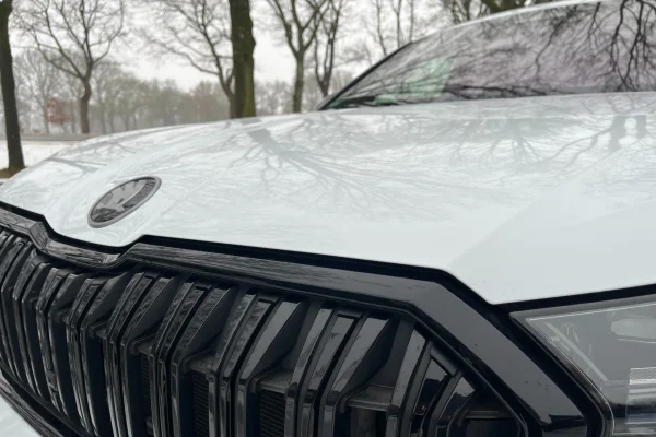 Foto 5 van fotogallerij Skoda Kodiaq 1.5TSi iV (PHEV) Sportline uit 2025