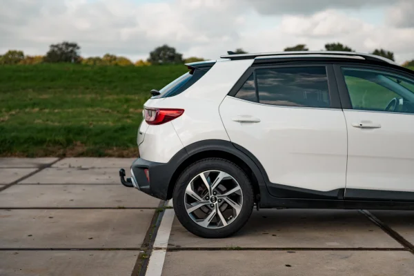 Foto 10 van fotogallerij Kia Stonic 1.0 T-GDi 120PK MHEV GT-Line uit 2021