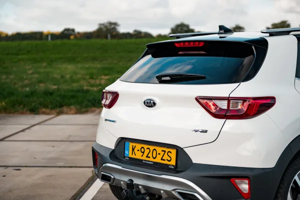 Foto 11 van fotogallerij Kia Stonic 1.0 T-GDi 120PK MHEV GT-Line uit 2021