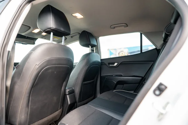 Foto 18 van fotogallerij Kia Stonic 1.0 T-GDi 120PK MHEV GT-Line uit 2021