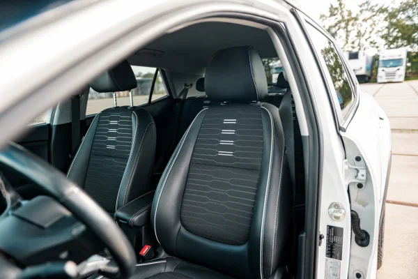 Foto 17 van fotogallerij Kia Stonic 1.0 T-GDi 120PK MHEV GT-Line uit 2021