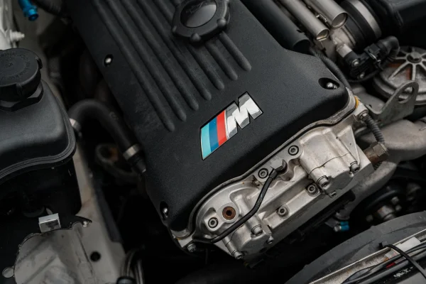 Foto 8 van fotogallerij BMW E46 Compact M3 uit 2001