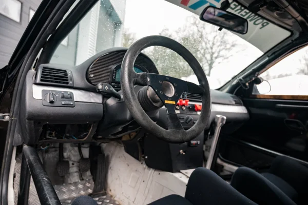 Foto 9 van fotogallerij BMW E46 Compact M3 uit 2001