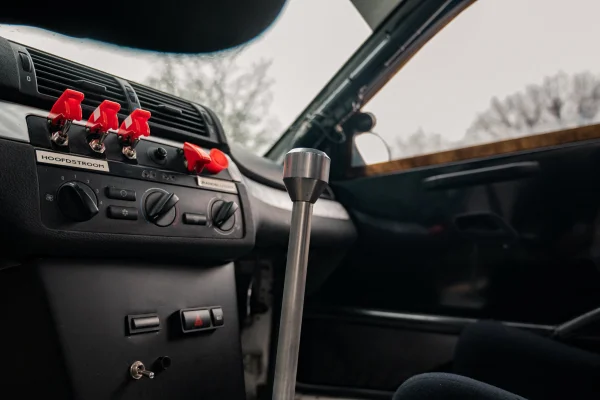 Foto 21 van fotogallerij BMW E46 Compact M3 uit 2001