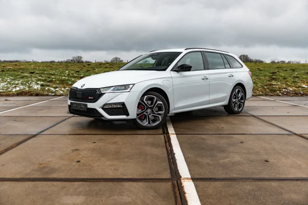 Foto 36 van fotogallerij Skoda Octavia 1.4TSi iV (PHEV) RS uit 2022