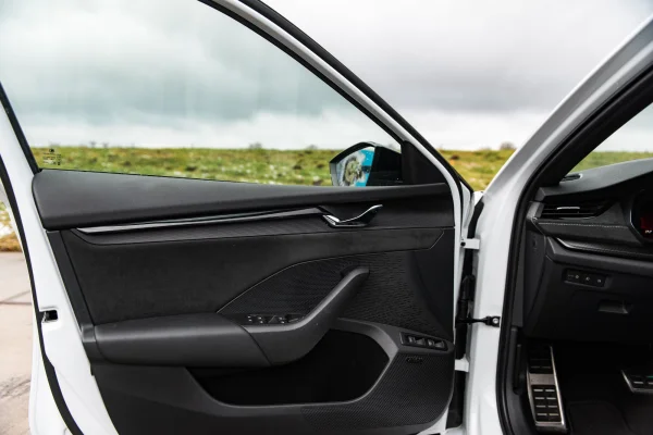 Foto 17 van fotogallerij Skoda Octavia 1.4TSi iV (PHEV) RS uit 2022