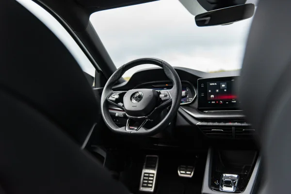 Foto 19 van fotogallerij Skoda Octavia 1.4TSi iV (PHEV) RS uit 2022