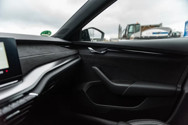 Foto 34 van fotogallerij Skoda Octavia 1.4TSi iV (PHEV) RS uit 2022