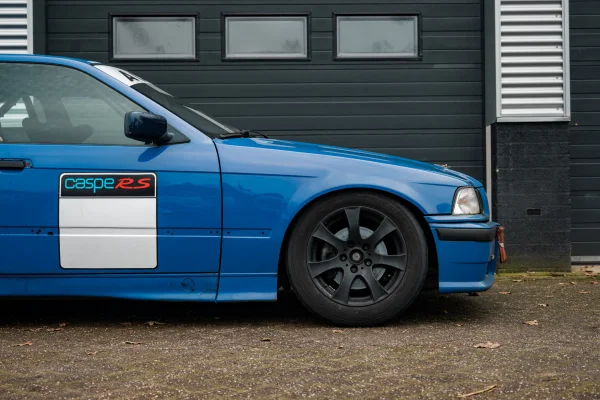 Foto 2 van fotogallerij BMW E36 325i Raceauto uit 1992