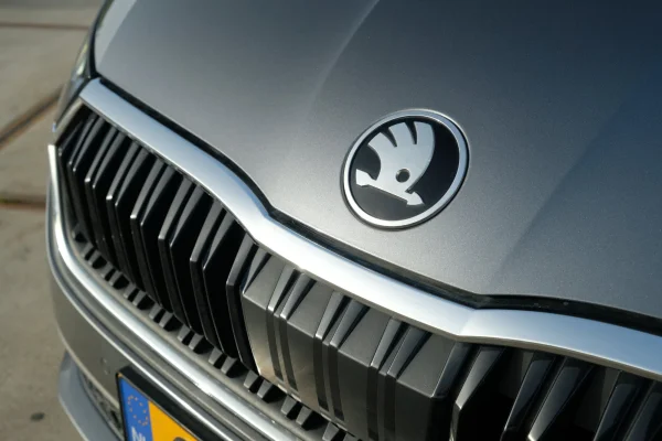 Foto 15 van fotogallerij Skoda Octavia Combi 1.5TSi Edition uit 2024