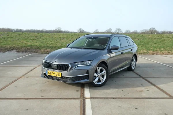 Foto 2 van fotogallerij Skoda Octavia Combi 1.5TSi Edition uit 2024