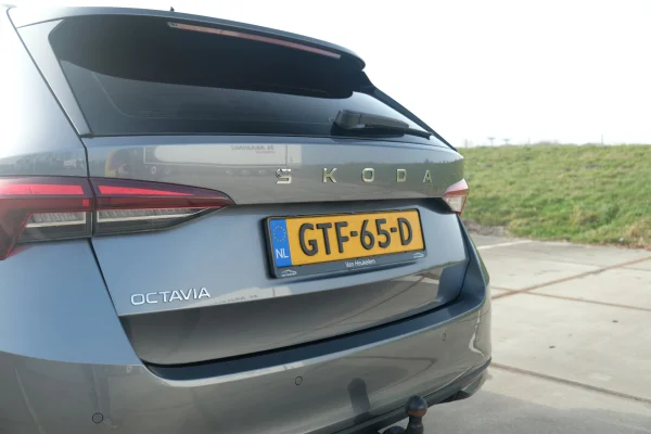 Foto 13 van fotogallerij Skoda Octavia Combi 1.5TSi Edition uit 2024