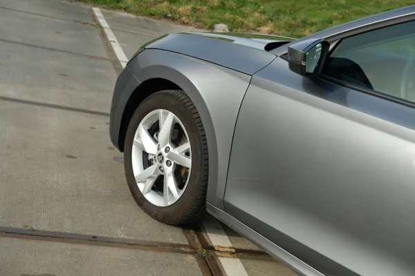 Foto 17 van fotogallerij Skoda Octavia Combi 1.5TSi Edition uit 2024