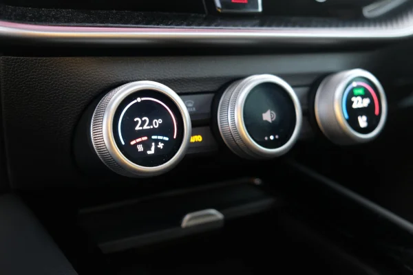 Foto 28 van fotogallerij Skoda Superb Combi 1.5TSi PHEV Sportline uit 2025