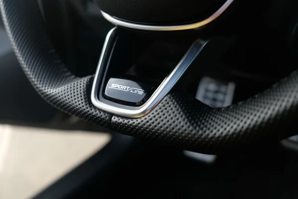 Foto 24 van fotogallerij Skoda Superb Combi 1.5TSi PHEV Sportline uit 2025