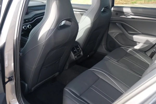 Foto 10 van fotogallerij Skoda Superb Combi 1.5TSi PHEV Sportline uit 2025