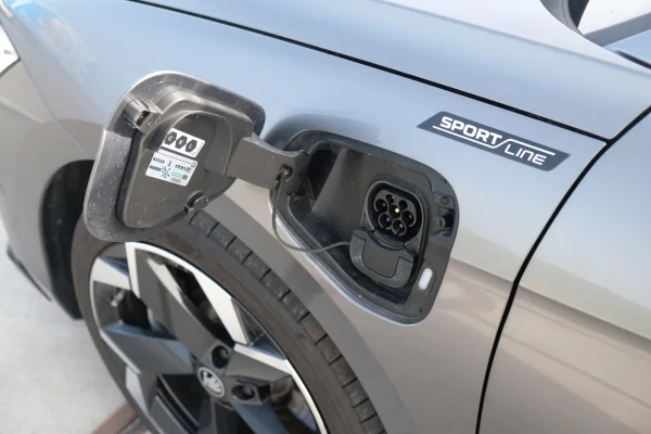 Foto 2 van fotogallerij Skoda Superb Combi 1.5TSi PHEV Sportline uit 2025