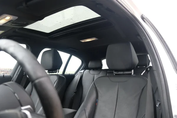 Foto 9 van fotogallerij BMW M140i uit 2018