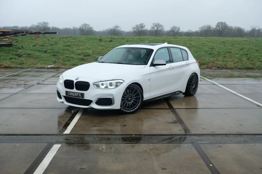 Foto 0 van fotogallerij BMW M140i uit 2018