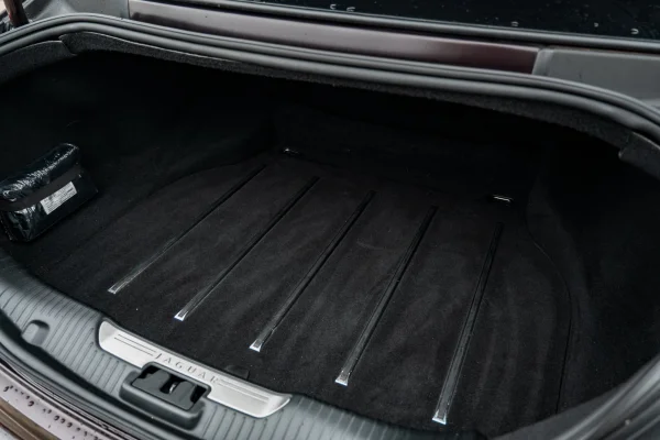 Foto 10 van fotogallerij Jaguar XJL uit 2010