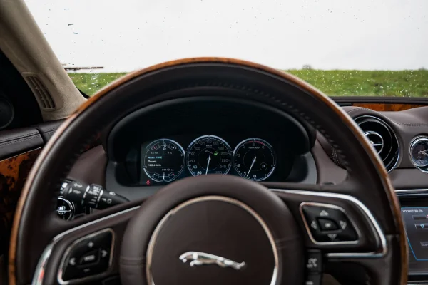 Foto 25 van fotogallerij Jaguar XJL uit 2010