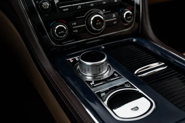 Foto 29 van fotogallerij Jaguar XJL uit 2010