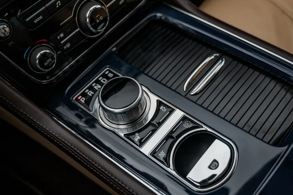 Foto 30 van fotogallerij Jaguar XJL uit 2010