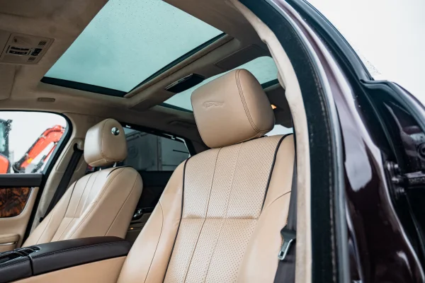 Foto 37 van fotogallerij Jaguar XJL uit 2010