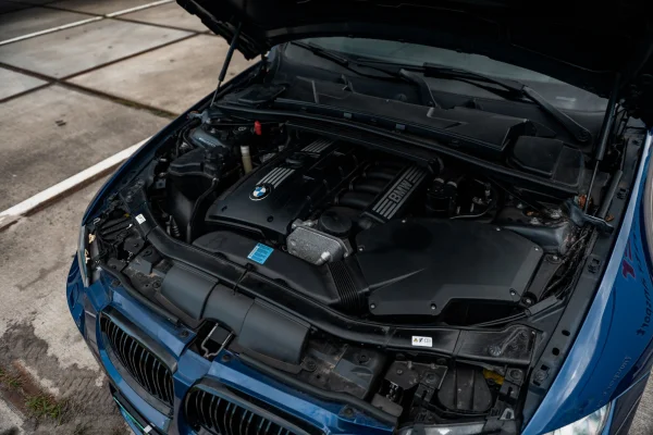 Foto 4 van fotogallerij BMW 325i Cabrio uit 2010